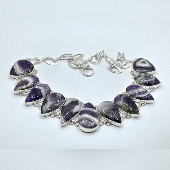 Beautiful Almond Shape Chevron Amethyst Necklace - Picture 6 of 12